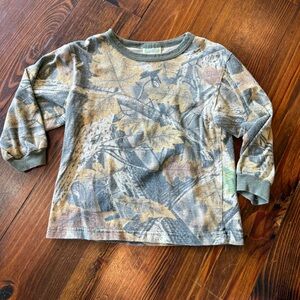 Kids Long Sleeve Camo-Leaf Sweatshirt - Gray & Tan
